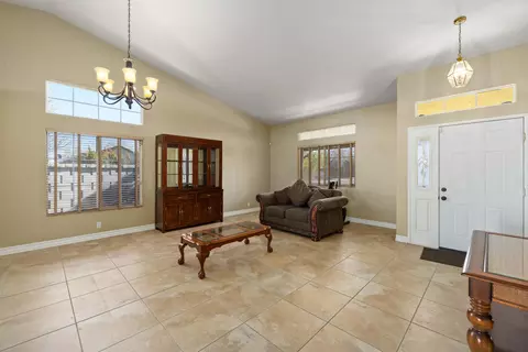 2801 Sunnyvale Rd, Lancaster, CA 93536 photo 5