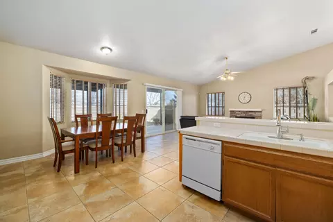 2801 Sunnyvale Rd, Lancaster, CA 93536 photo 15