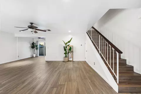 17123 Roscoe Blvd UNIT 5, Northridge, CA 91325