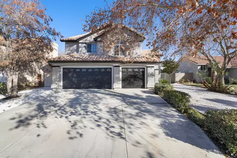 42450 Coronet Ct, Lancaster, CA 93536