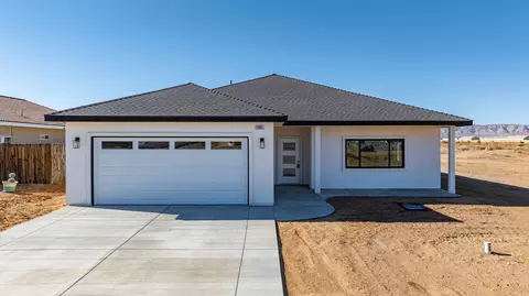 21831 82nd St, California City, CA 93505