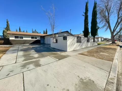 Exterior - 45348 17th St W, Lancaster, CA 93534 photo 18 of 18