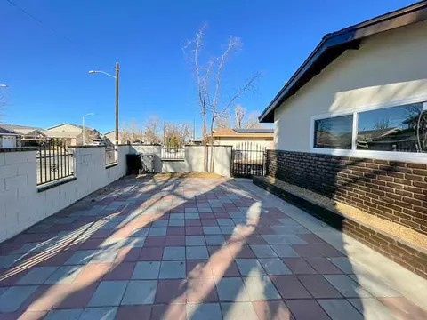 Exterior - 45348 17th St W, Lancaster, CA 93534 photo 4 of 18