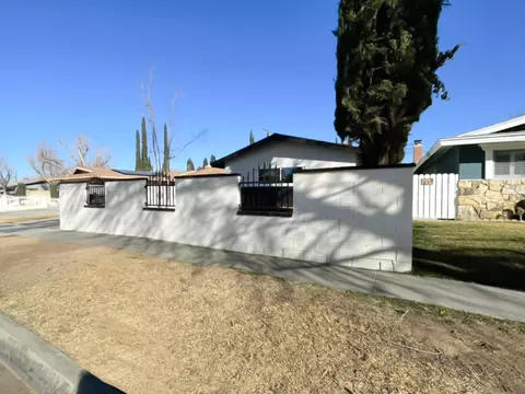 Exterior - 45348 17th St W, Lancaster, CA 93534 photo 17 of 18