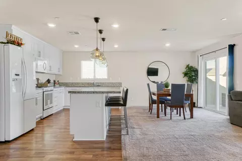 3539 Avenue J4 E, Lancaster, CA 93535 photo 8