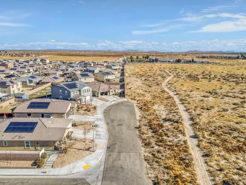 3539 Avenue J4 E, Lancaster, CA 93535 photo 38