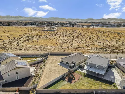3539 Avenue J4 E, Lancaster, CA 93535 photo 37