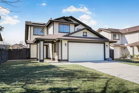 44917 16th St E, Lancaster, CA 93535