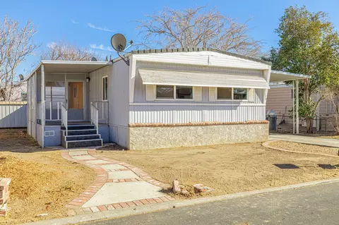 43850 20th Street St E #190, Lancaster, CA 93535