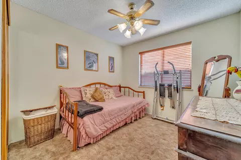 1037 Ave K6 E, Lancaster, CA 93535 photo 21