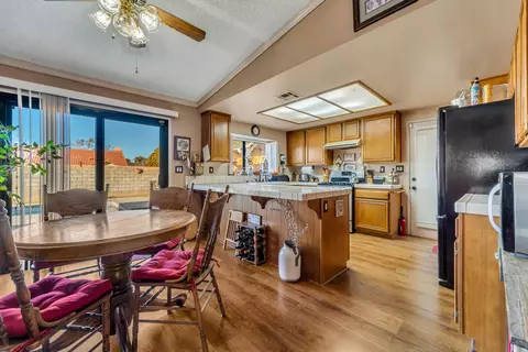 1037 Ave K6 E, Lancaster, CA 93535 photo 8
