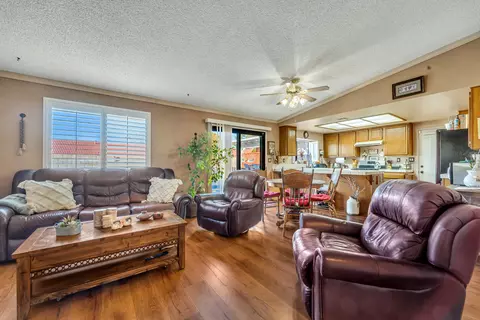 1037 Ave K6 E, Lancaster, CA 93535 photo 15