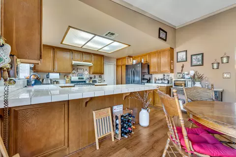 1037 Ave K6 E, Lancaster, CA 93535 photo 11