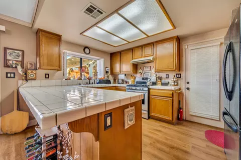 1037 Ave K6 E, Lancaster, CA 93535 photo 9