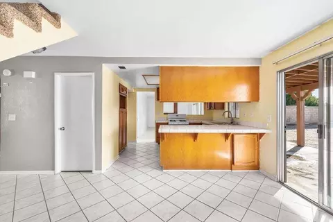 45117 Biscay Ave, Lancaster, CA 93535 photo 10