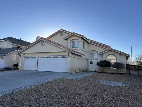 37343 Newbury Pl, Palmdale, CA 93552