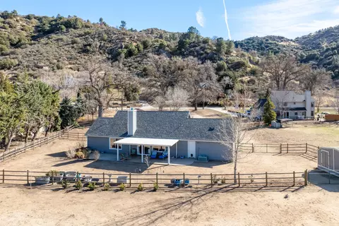 29621 Butterfield Way, Tehachapi, CA 93561 photo 23