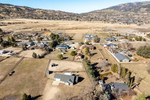 29621 Butterfield Way, Tehachapi, CA 93561 photo 32
