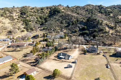 29621 Butterfield Way, Tehachapi, CA 93561 photo 33