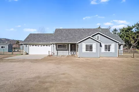 29621 Butterfield Way, Tehachapi, CA 93561 photo 2
