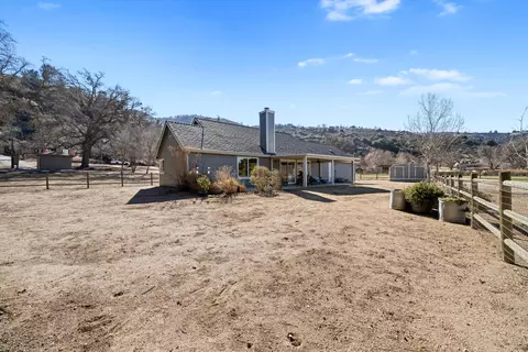 29621 Butterfield Way, Tehachapi, CA 93561 photo 21