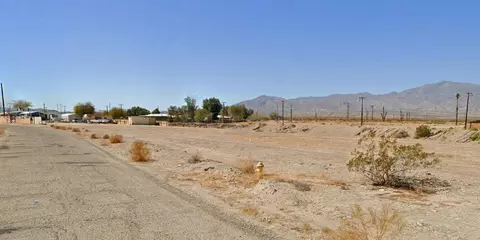 2735 Coombs Dr, Salton Sea, CA 92274