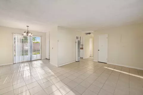 45433 Lorimer Ave, Lancaster, CA 93534 photo 6