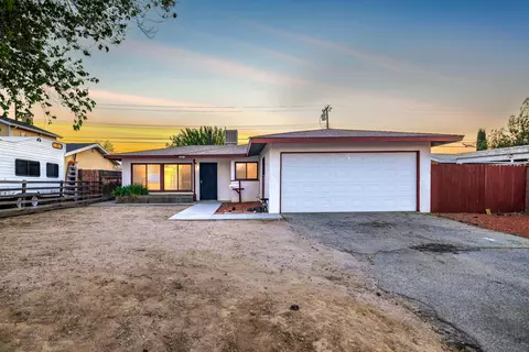 45433 Lorimer Ave, Lancaster, CA 93534