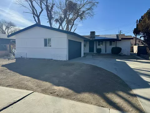 45453 13th St W, Lancaster, CA 93534