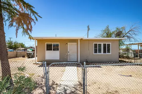 1524 Franklin Ave, Rosamond, CA 93560