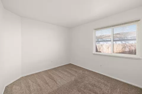 44140 4th St E, Lancaster, CA 93535 photo 17