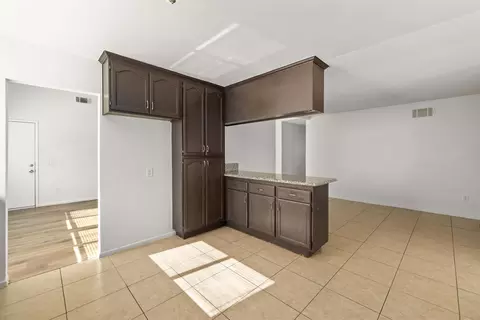 44140 4th St E, Lancaster, CA 93535 photo 10
