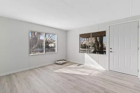 43850 20th St E #208, Lancaster, CA 93535 photo 2