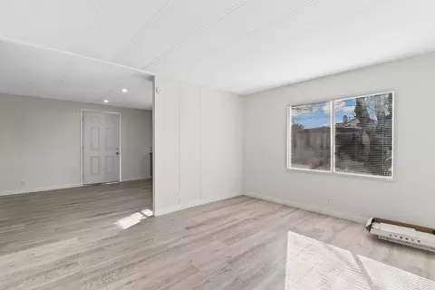 43850 20th St E #208, Lancaster, CA 93535 photo 3