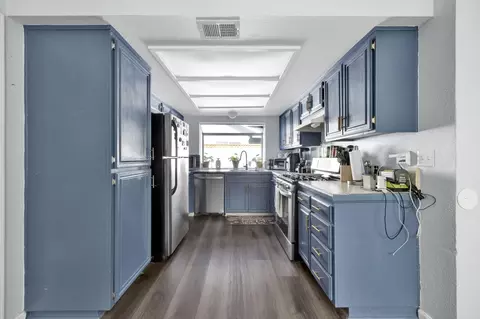 Kitchen - 45839 Foxtail St, Lancaster, CA 93534 photo 1 of 1