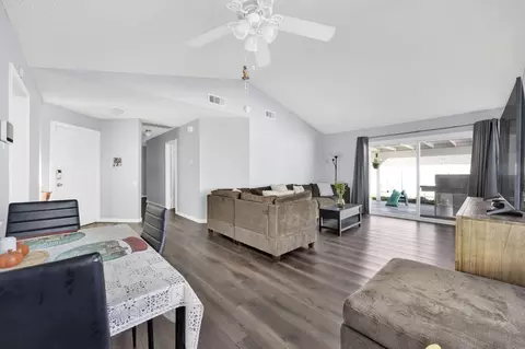 Entry Way - 45839 Foxtail St, Lancaster, CA 93534 photo 1 of 4