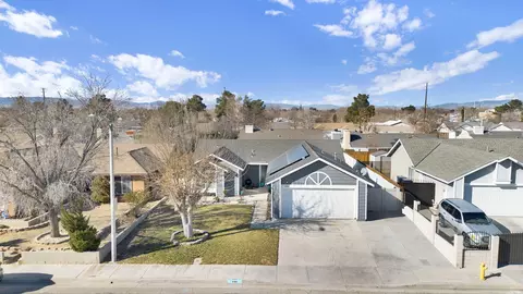 45839 Foxtail St, Lancaster, CA 93534