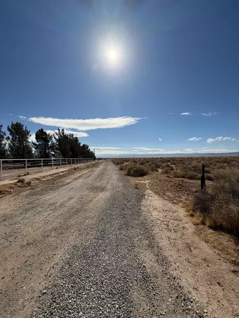 Vic Avenue C6 W, Lancaster, CA 93536 photo 8