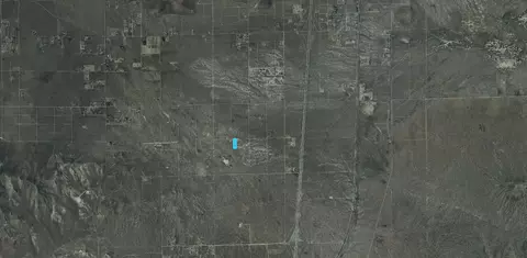 Vic Clark St, Mojave, CA 93501 photo 5