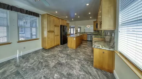 Other - 23991 Coral Springs Ln, Tehachapi, CA 93561 photo 1 of 10