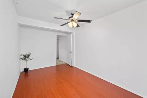 1806 Newgrove St E, Lancaster, CA 93535 photo 19