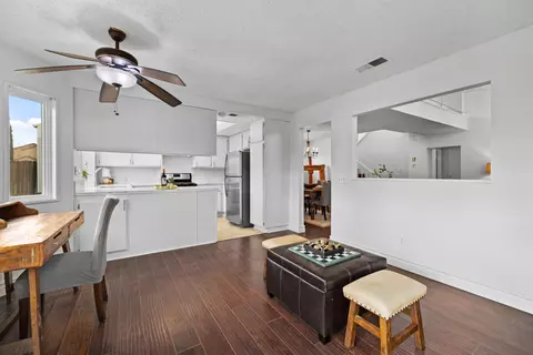 1806 Newgrove St E, Lancaster, CA 93535 photo 15