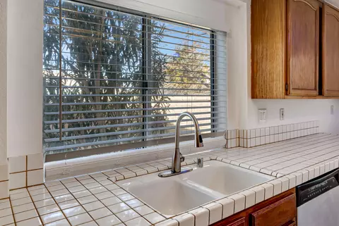 40128 Heathrow Dr, Palmdale, CA 93551 photo 20
