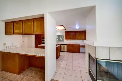 40128 Heathrow Dr, Palmdale, CA 93551 photo 13