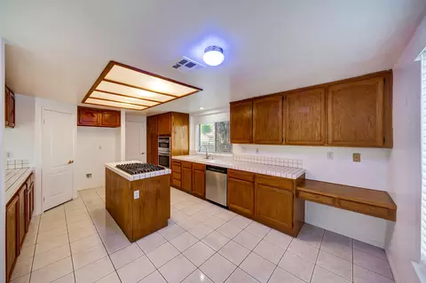 40128 Heathrow Dr, Palmdale, CA 93551 photo 15