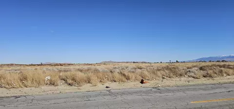 Avenue L2, Palmdale, CA 93550 photo 2