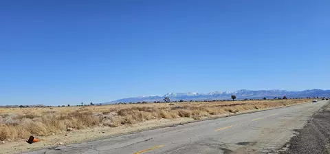 Avenue L2, Palmdale, CA 93550