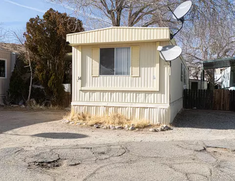 34220 Cheseboro Rd #SPC 14, Palmdale, CA 93552
