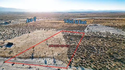 E Cottonwood Avenue, Palmdale, CA 93591 photo 6