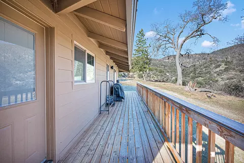 30151 Starland Dr, Tehachapi, CA 93561 photo 15